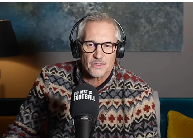 Ex-soccer player Gary Lineker shares his truthful opinion on the Premier League title race with Arsenal and Chelsea competing with Liverpool.