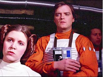 Actor Angus MacInnes, known for his role in Star Wars, passes away at 77 while fans pay tribute to his remarkable generosity.