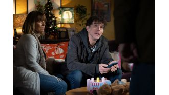Marlon finds out troubling news about April while she is still nowhere to be found on Emmerdale.
