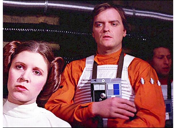 Actor Angus MacInnes, known for his role in Star Wars, passes away at 77 while fans pay tribute to his remarkable generosity.