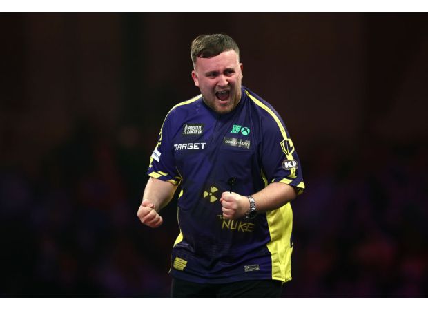 Luke Littler narrowly beats Ryan Joyce in exciting match at World Darts Championship.