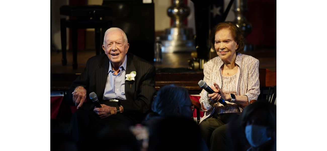 Texas Gov. expressed sympathy to Jimmy Carter's wife, who passed away in 2023.