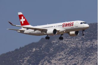 A flight attendant tragically dies after smoke enters the plane cabin during an emergency landing.