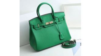 Walmart's Birkin look-alike is causing a stir online.