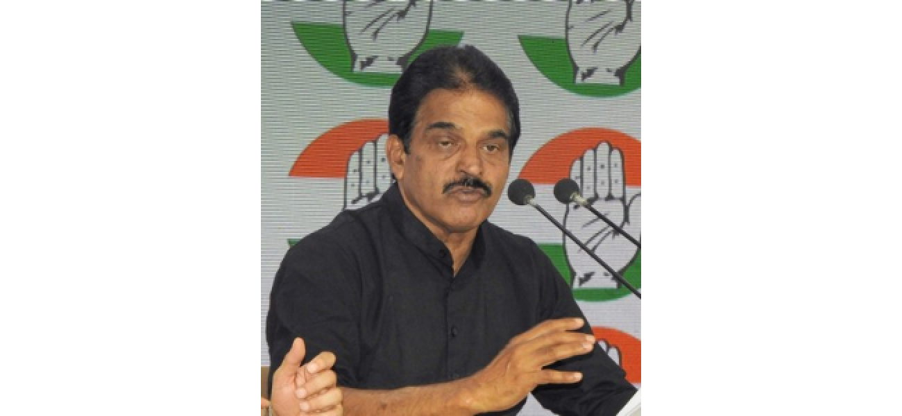 Congress calls for Maharashtra minister's dismissal after he made derogatory comments about Kerala.