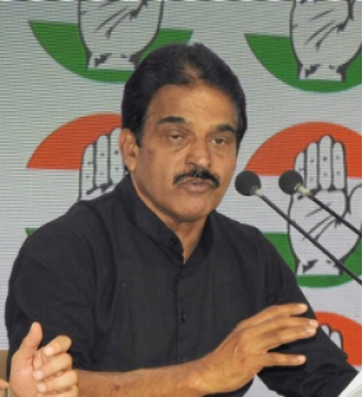 Congress calls for Maharashtra minister's dismissal after he made derogatory comments about Kerala.