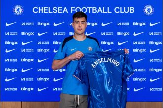 Anselmino to begin training for Chelsea next week, providing January boost.
