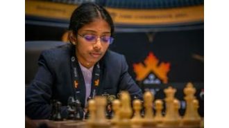 Vaishali from India qualifies for World blitz finals.