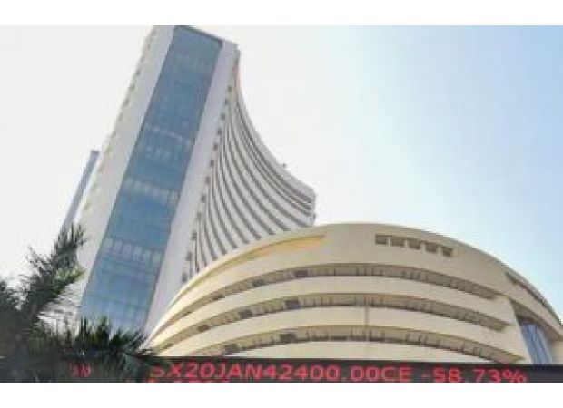 The Sensex closes with a 109 point drop in the last session, but still sees an 8% increase in 2024.