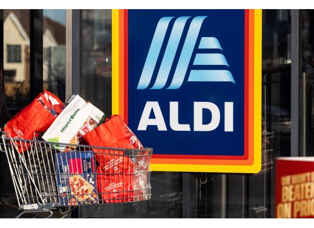 Opening times for Tesco, Asda, and Sainsbury's on New Year's Day in 2025.