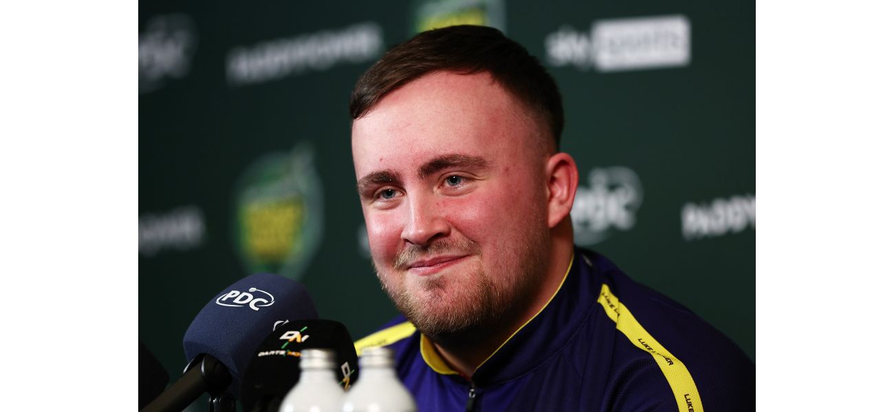 Info on 2025 World Darts Championship: dates, winners, cash prize, broadcasting, and betting odds.