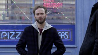 David is out for revenge as he chases after Kit in a violent rampage on Coronation Street.