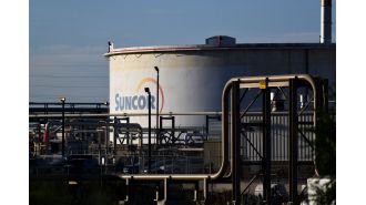 EPA disapproves of new air pollution permit for Suncor.