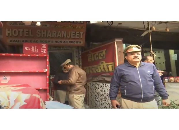 Mother and four daughters killed in hotel room on New Year's Day.