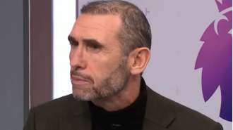 Martin Keown has recently predicted that the title race between Arsenal and Liverpool will be a close one.