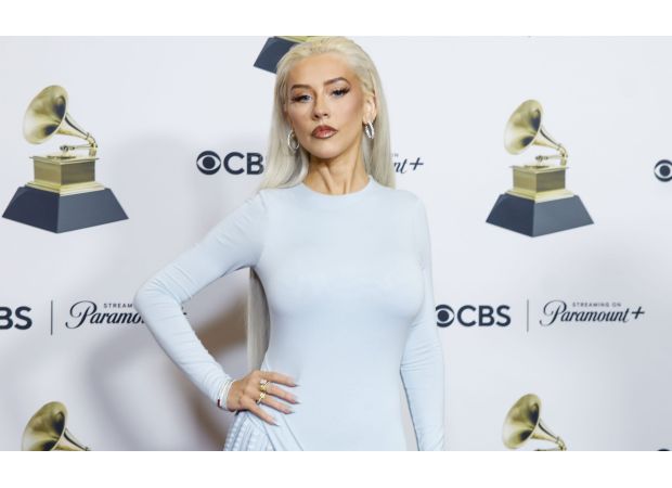 Aguilera responds to criticism about her appearance following fans' confusion.