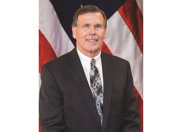 Judge committed suicide in courtroom on last day of work.