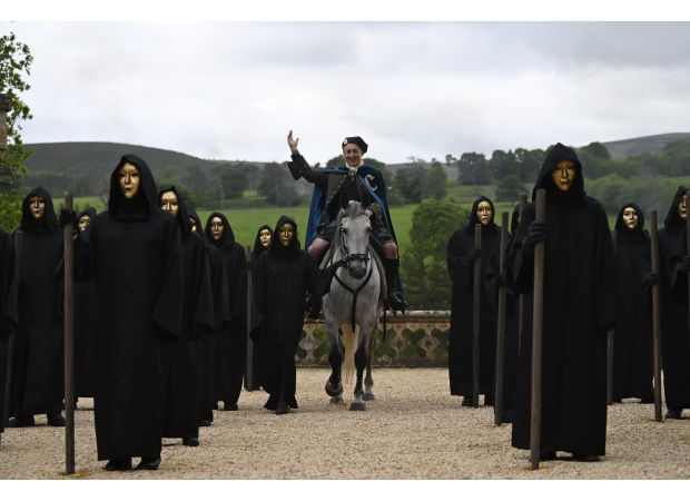 The new season of The Traitors US starts with a shocking twist, as revealed in a sneak peek for season 3.