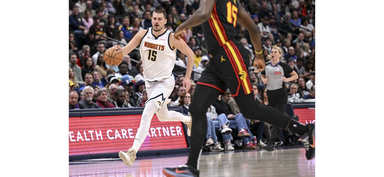 Nikola Jokic and the Nuggets dominate the third quarter against the Hawks to start off the new year.