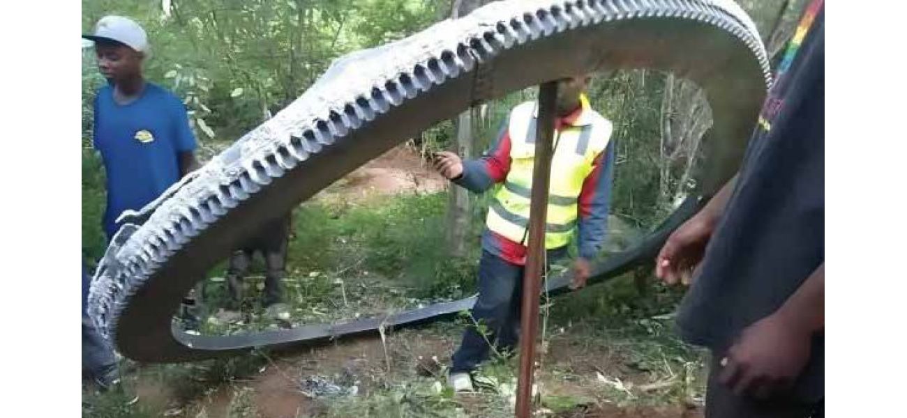 Mysterious space debris crashes in village, causing fear of apocalypse.