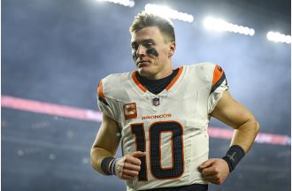 Renck believes that Broncos quarterback Bo Nix will be able to handle the pressure of a crucial game against the Chiefs.