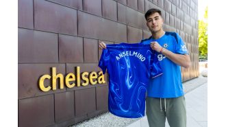 Argentina legend praises young Chelsea player Aaron Anselmino and predicts a bright future for him.