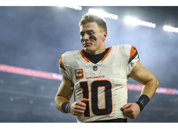Renck believes that Broncos quarterback Bo Nix will be able to handle the pressure of a crucial game against the Chiefs.