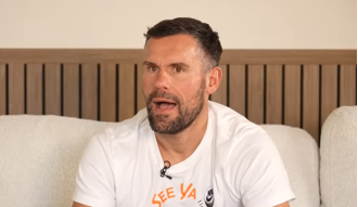 Ex-Man Utd goalkeeper Foster says a current player wouldn't last under former manager Sir Alex Ferguson.