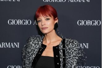 Singer Lily Allen wants to be less self-absorbed by 2025 following her breakup with actor David Harbour.