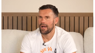 Ex-Man Utd goalkeeper Foster says a current player wouldn't last under former manager Sir Alex Ferguson.