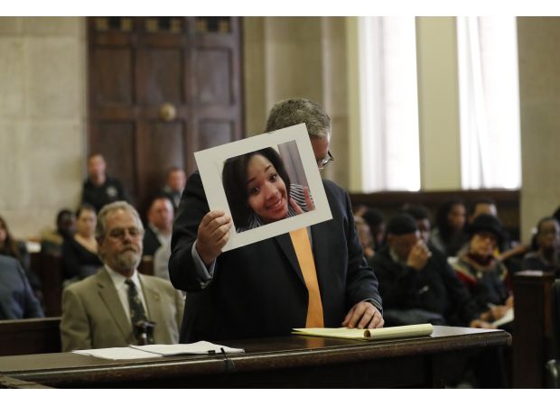 Illinois Supreme Court dismisses appeal, convictions in Hadiya Pendleton murder to remain overturned.