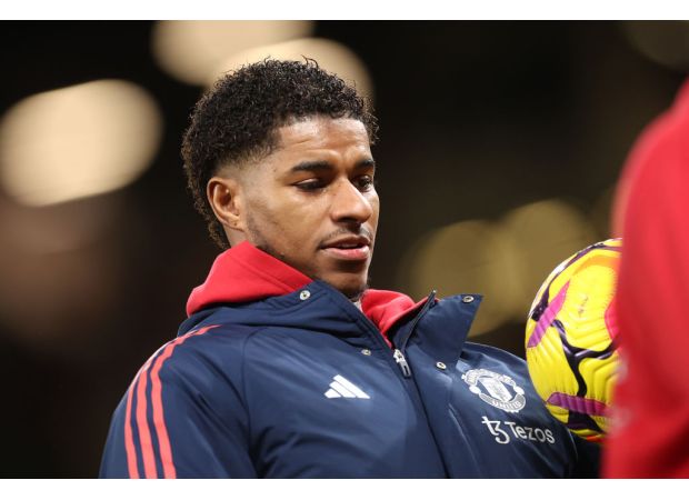 Man United considering trade involving Chelsea striker target and Marcus Rashford.