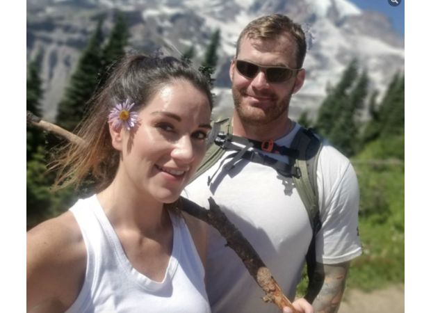 The ex of a Cybertruck bomber received ominous texts moments before he exploded outside a Trump hotel.