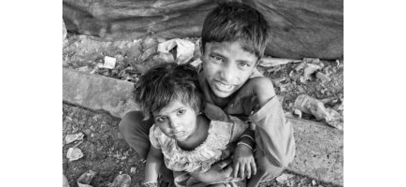 SBI research shows significant decrease in rural poverty to 4.86% in FY24.