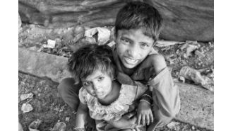 SBI research shows significant decrease in rural poverty to 4.86% in FY24.