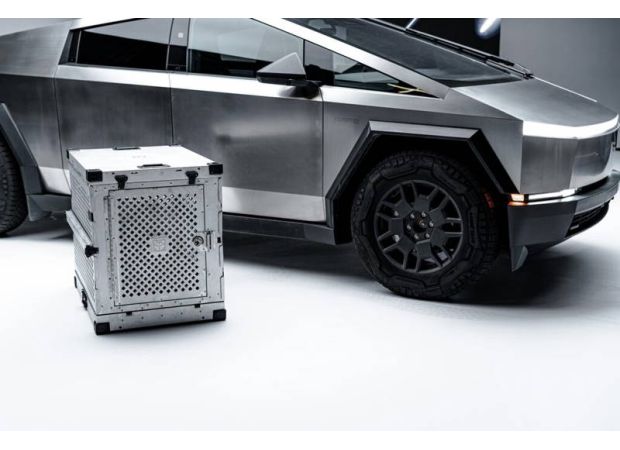 Matthew Livelsberger has been named as the suspected driver of the Cybertruck that exploded at Trump Hotel.