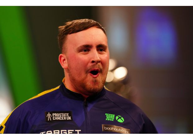 How much has Luke Littler earned from the 2025 World Darts Championship prize money?