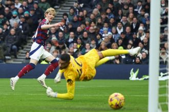 Premier League issues statement on VAR decision to allow disputed goal in Newcastle vs Tottenham match.