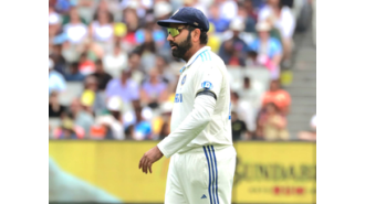 Farhan Akhtar praises Rohit Sharma for his unselfish qualities, hailing him as an exceptional leader.