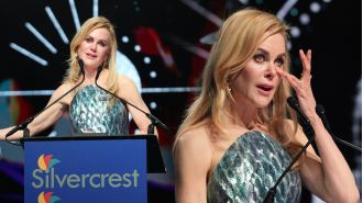 Nicole Kidman was emotional during an award acceptance as she paid tribute to her mother and shed tears.