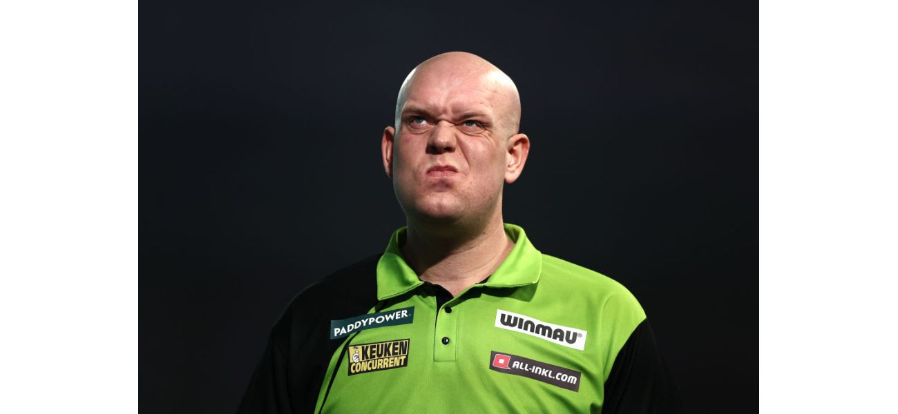 Friend of Michael van Gerwen shares how he reacted to van Gerwen's loss in the World Darts Championship final.