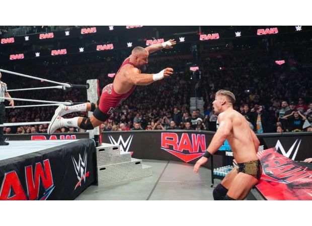 WWE Raw is now streaming on Netflix UK and will feature exciting returns in its debut episode. Don't miss the action live!