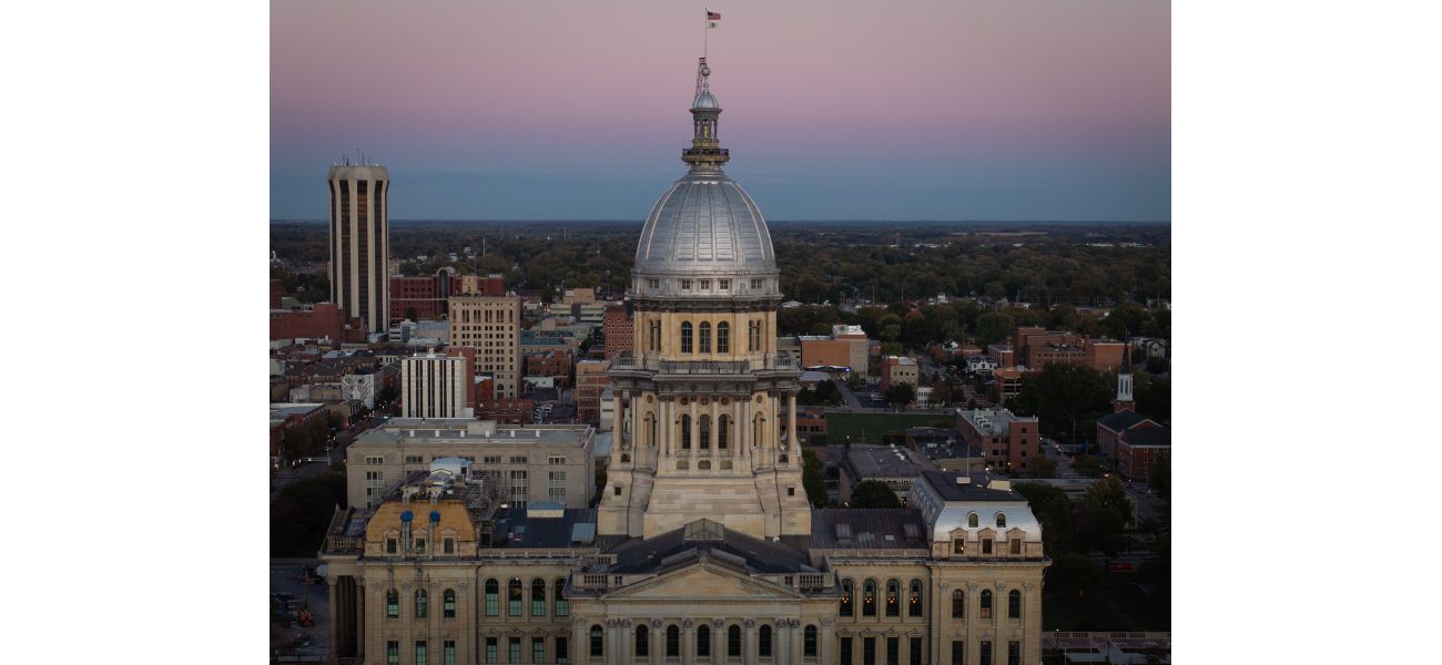 Illinois legislators ponder several options as they approach the end of their lame-duck session.