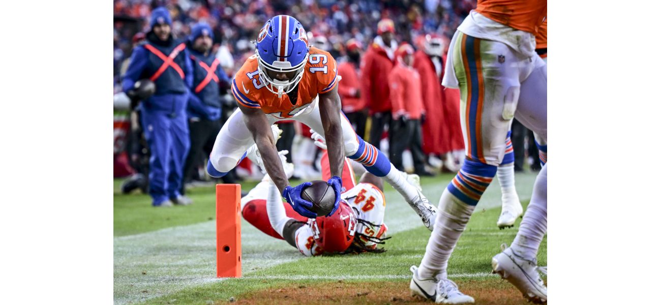 The Denver Broncos dominate the Kansas City Chiefs with a 38-0 victory in Week 18 of the NFL season.