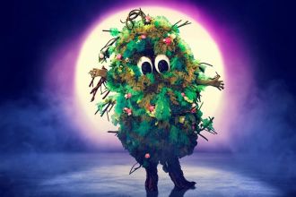 Is The Masked Singer's Bush a Doctor Who actor or a famous Hollywood figure? Fans are speculating and sharing their theories.