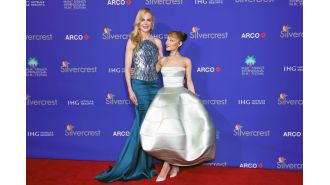 Fans are enamored with the contrast between the 