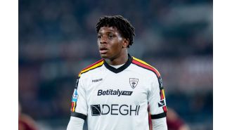 Man Utd has added a £25m player to their list of desired transfers for the left wing-back position.