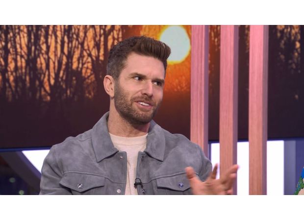 Comedian Joel Dommett takes a subtle jab at Masked Singer judge Maya Jama's lavish way of living.