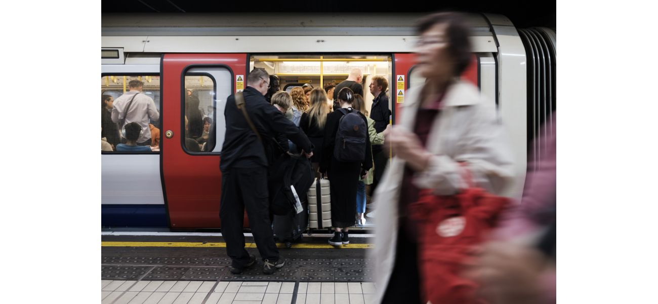 Tube lines experiencing major delays due to ice, causing travel disruptions.