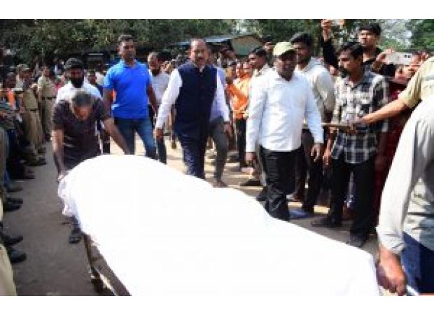 A man in Bhubaneswar was killed by attackers on bikes, and three suspects have been apprehended.